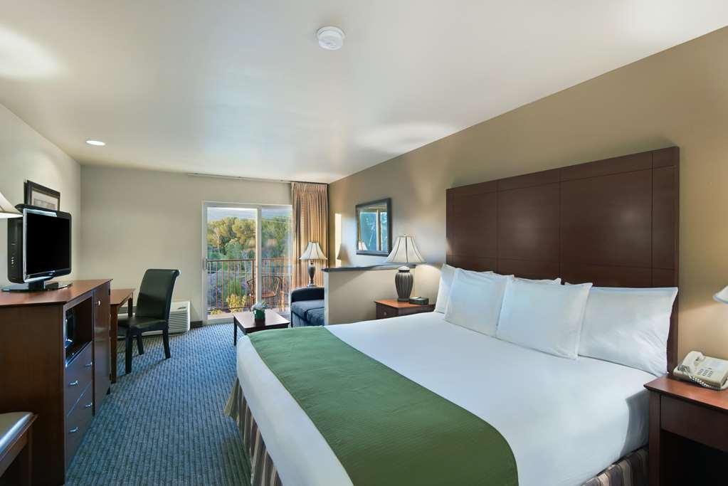 Oxford Suites Yakima Habitación foto